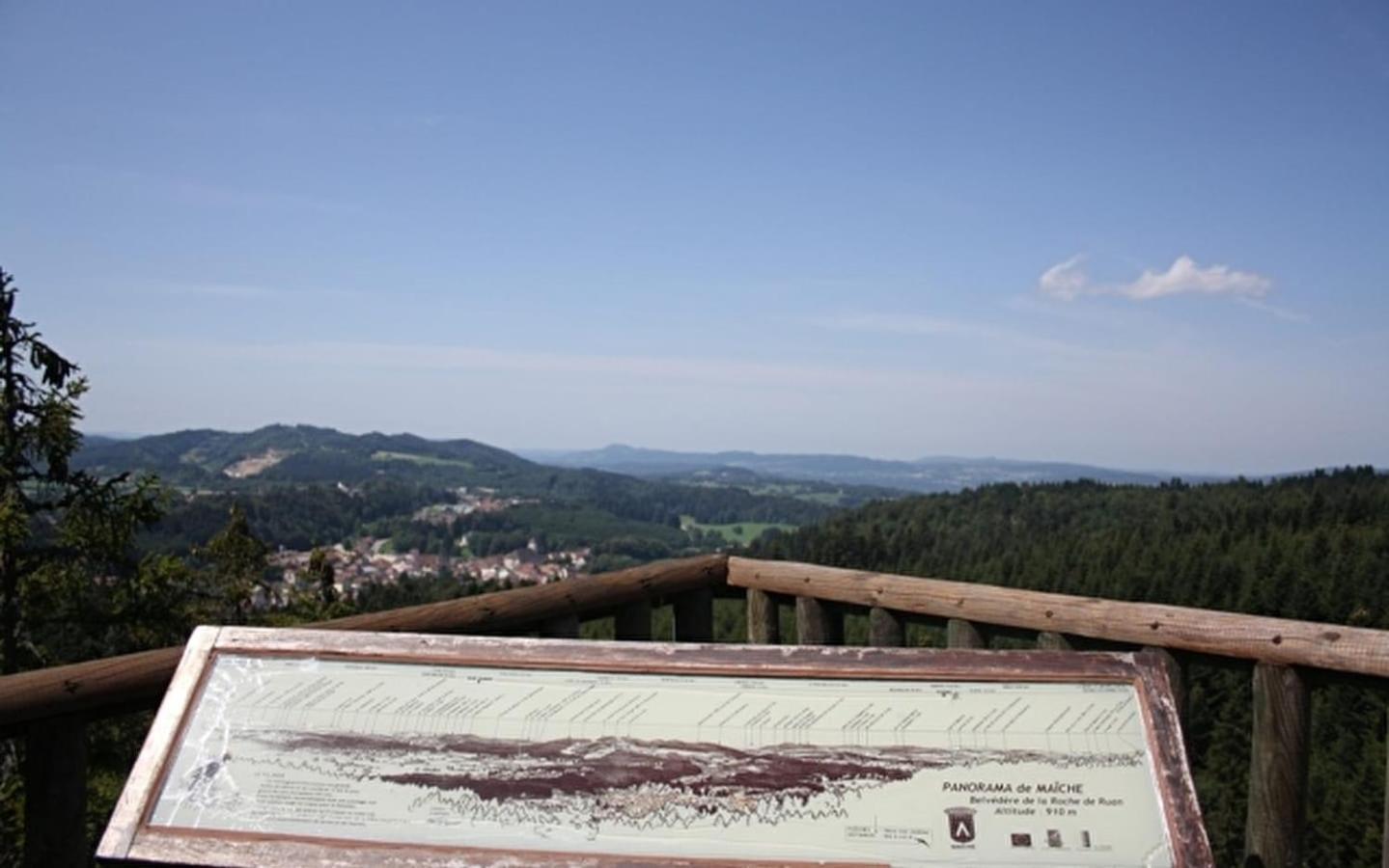 Gite Le P'Tit Chasseral Maîche Eksteriør billede